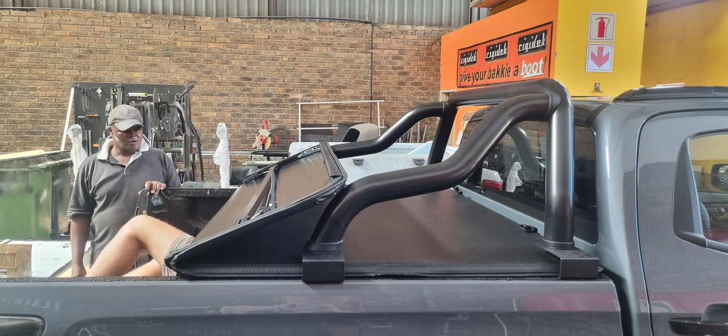 Trifold Hard Lockable Bakkie Tonneau Covers Isuzu