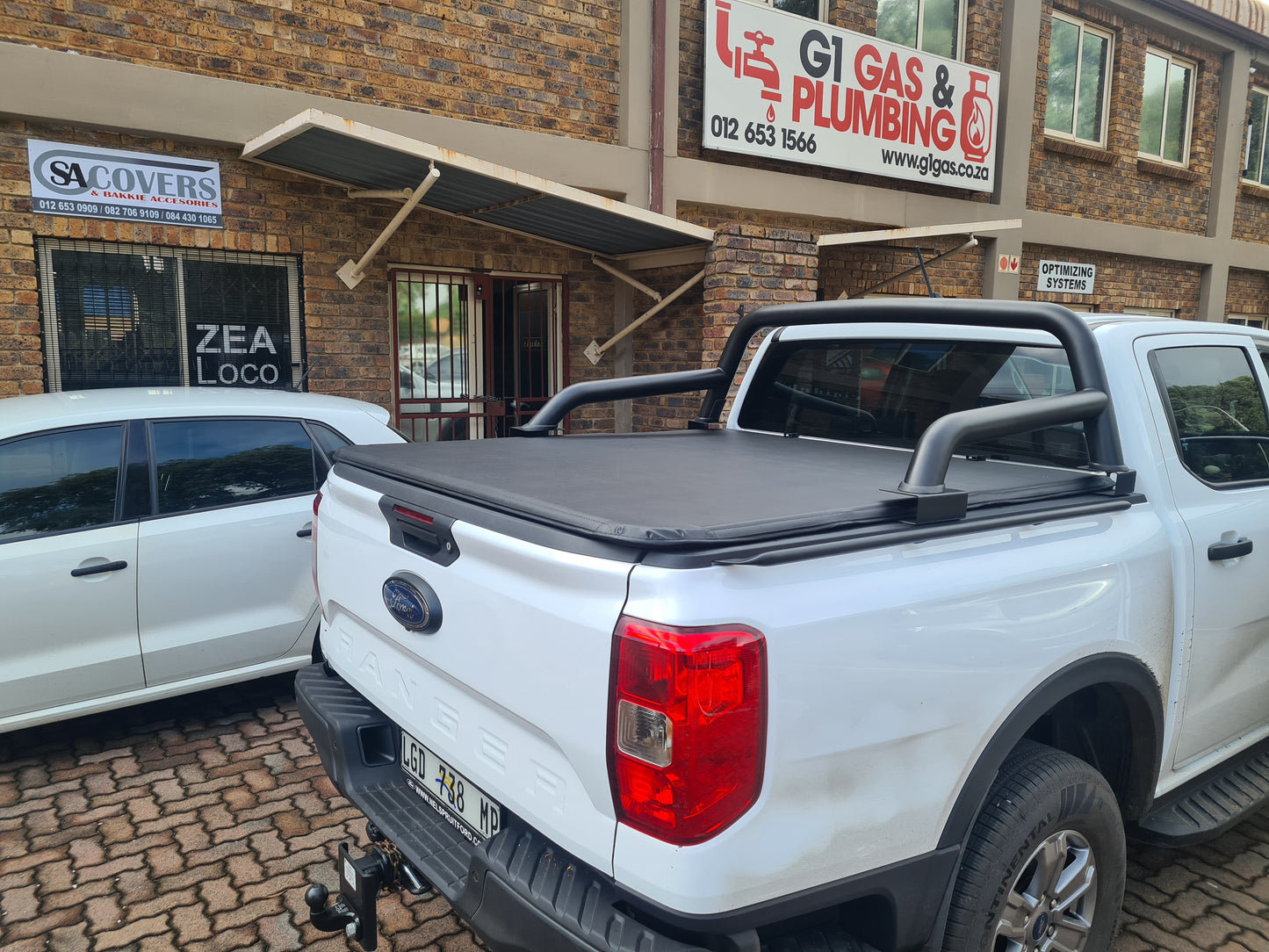 Trifold Hard Lockable Bakkie Tonneau Covers Ford Ranger