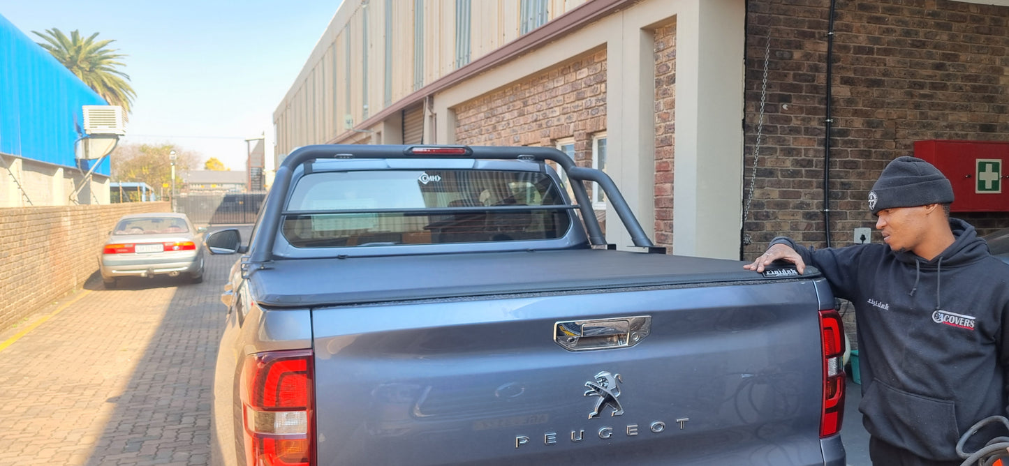 Trifold Hard Lockable Bakkie Tonneau Covers Peugeot Landtrek