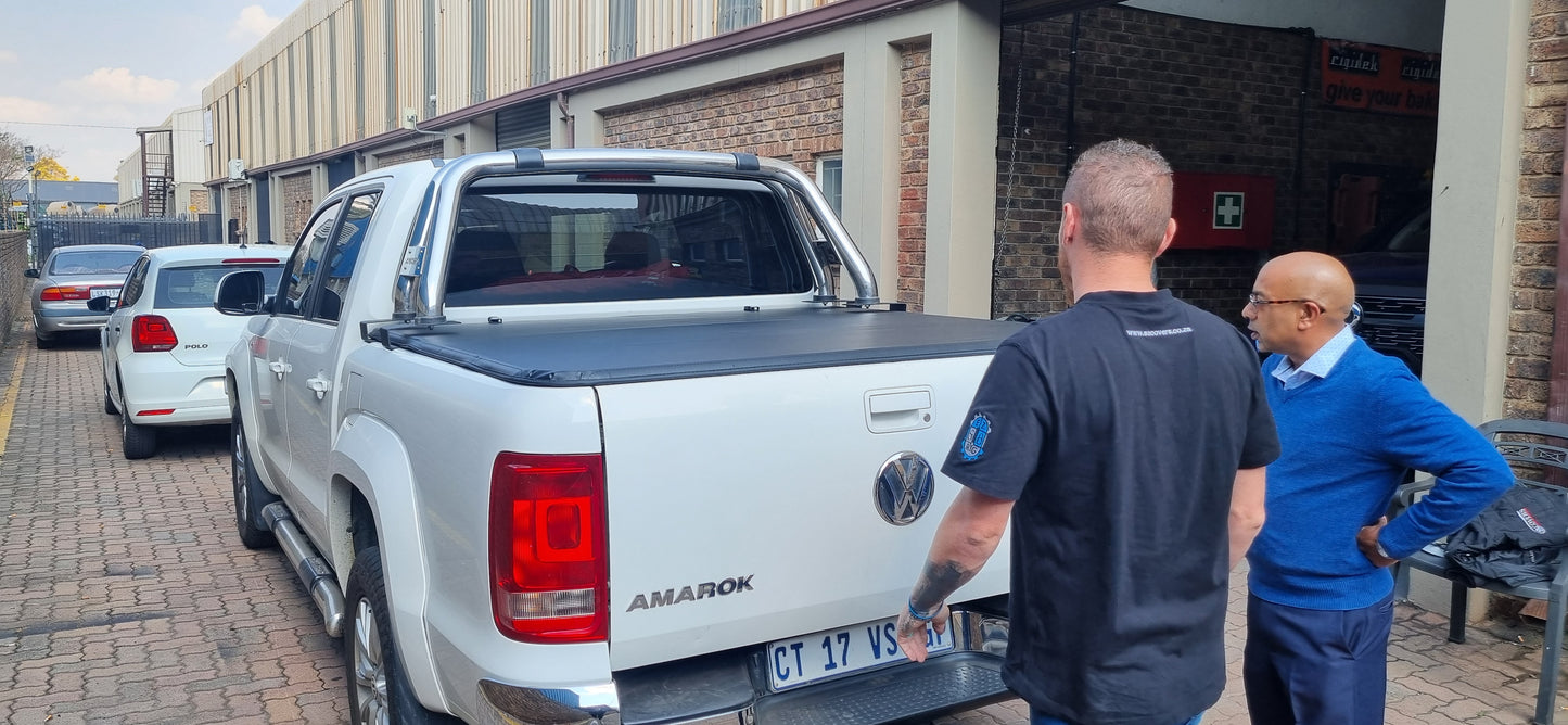 Trifold Hard Lockable Bakkie Tonneau Covers VW Amarok