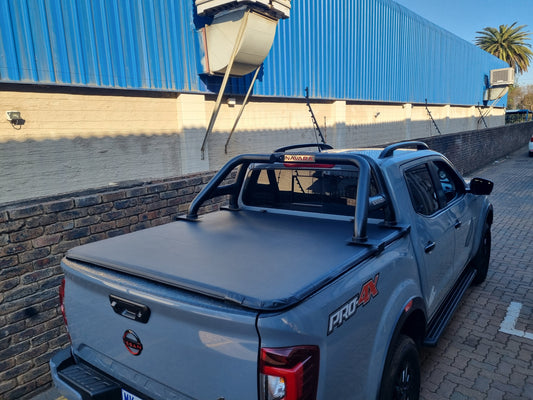 Trifold Hard Lockable Bakkie Tonneau Covers Nissan Navara