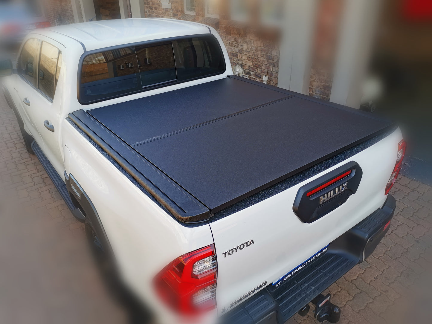 Aluminium Multiflex Hard Folding Covers -Toyota