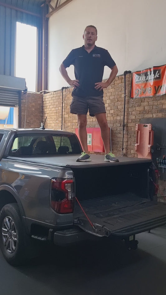 Trifold Hard Lockable Bakkie Tonneau Covers Ford Ranger