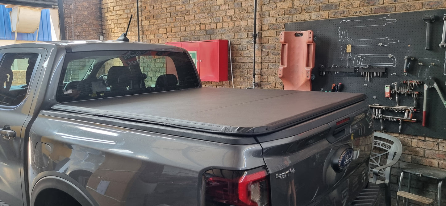Trifold Hard Lockable Bakkie Tonneau Covers Ford Ranger