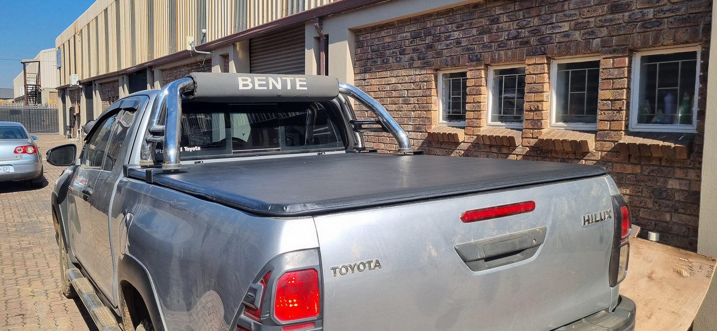 Trifold Hard Lockable Bakkie Tonneau Covers Toyota Hilux