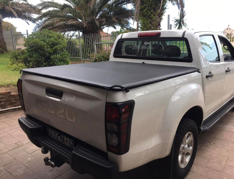 Isuzu Clip In Tonneau Cover