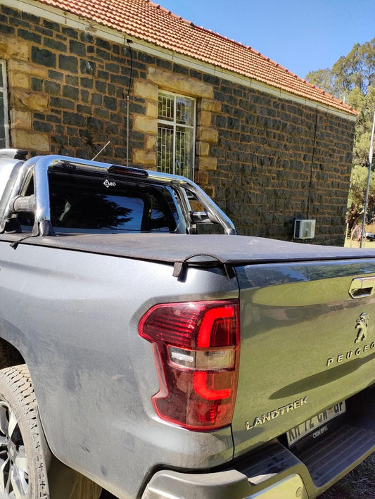 Peugeot Landtrek Clip-on Tonneau Cover