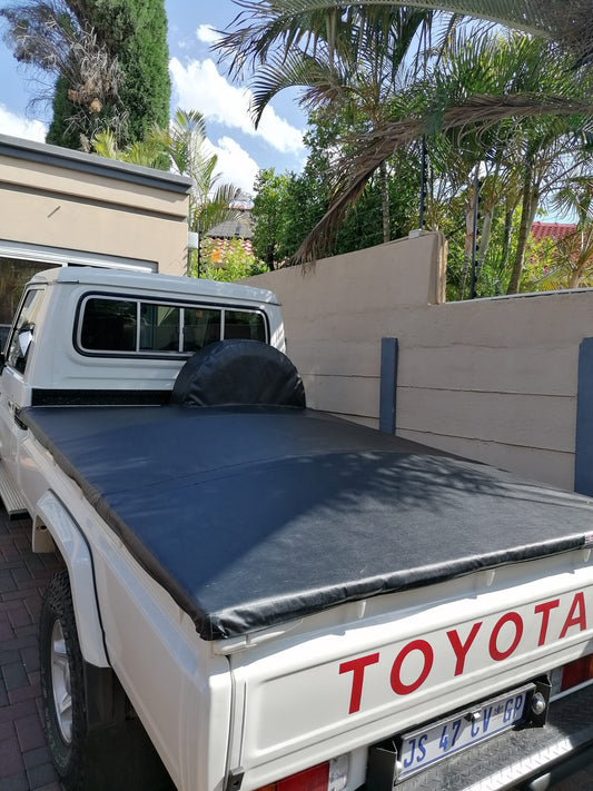 Toyota Land Cruiser Elastic Rope Tonneau Cover