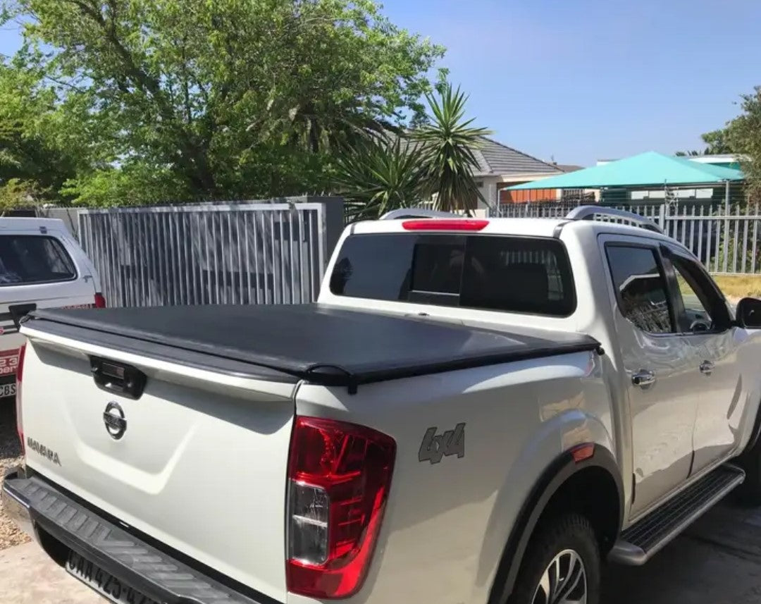 Nissan Navara  Clip On Tonneau Cover