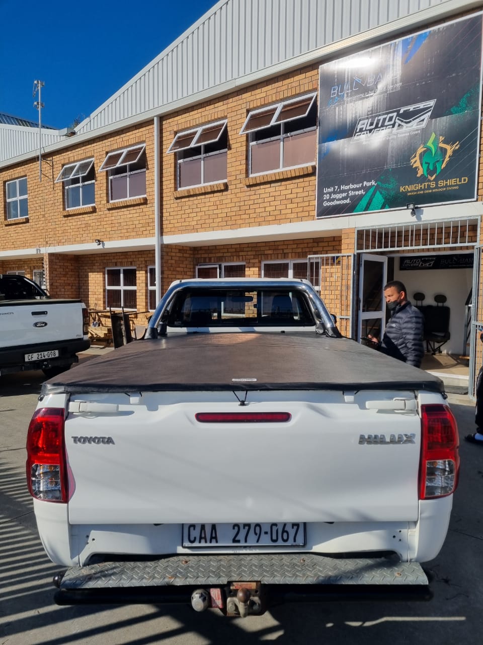 Toyota Hilux 2020+ Elastic Rope Tonneau Cover