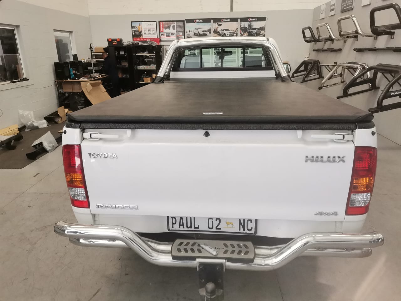 Toyota Hilux 2020+ Clip-on Tonneau Cover