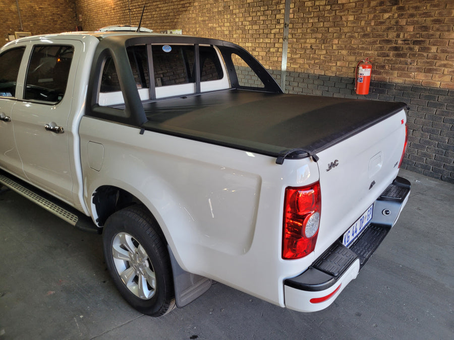 JAC Clip-on Tonneau Cover 2021+